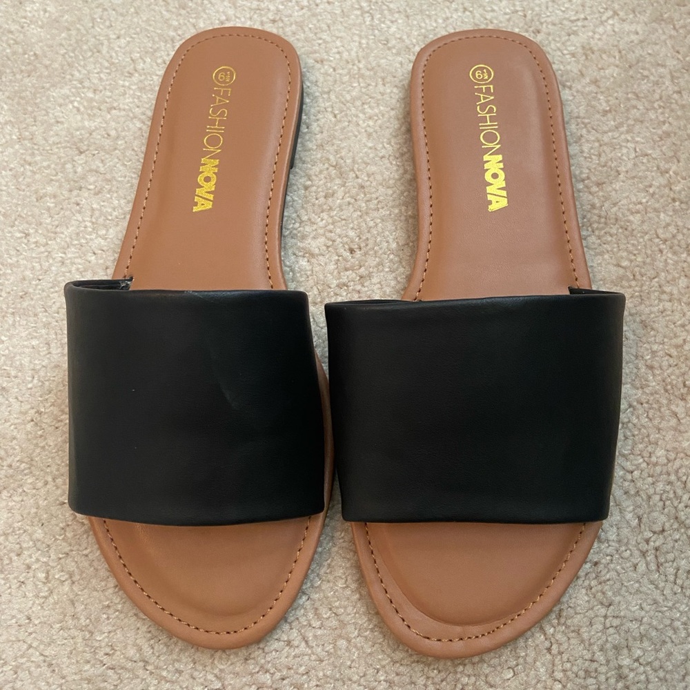 Fashion nova slide sandals